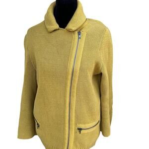 Gap women’s sweater size large.  Offset full zip